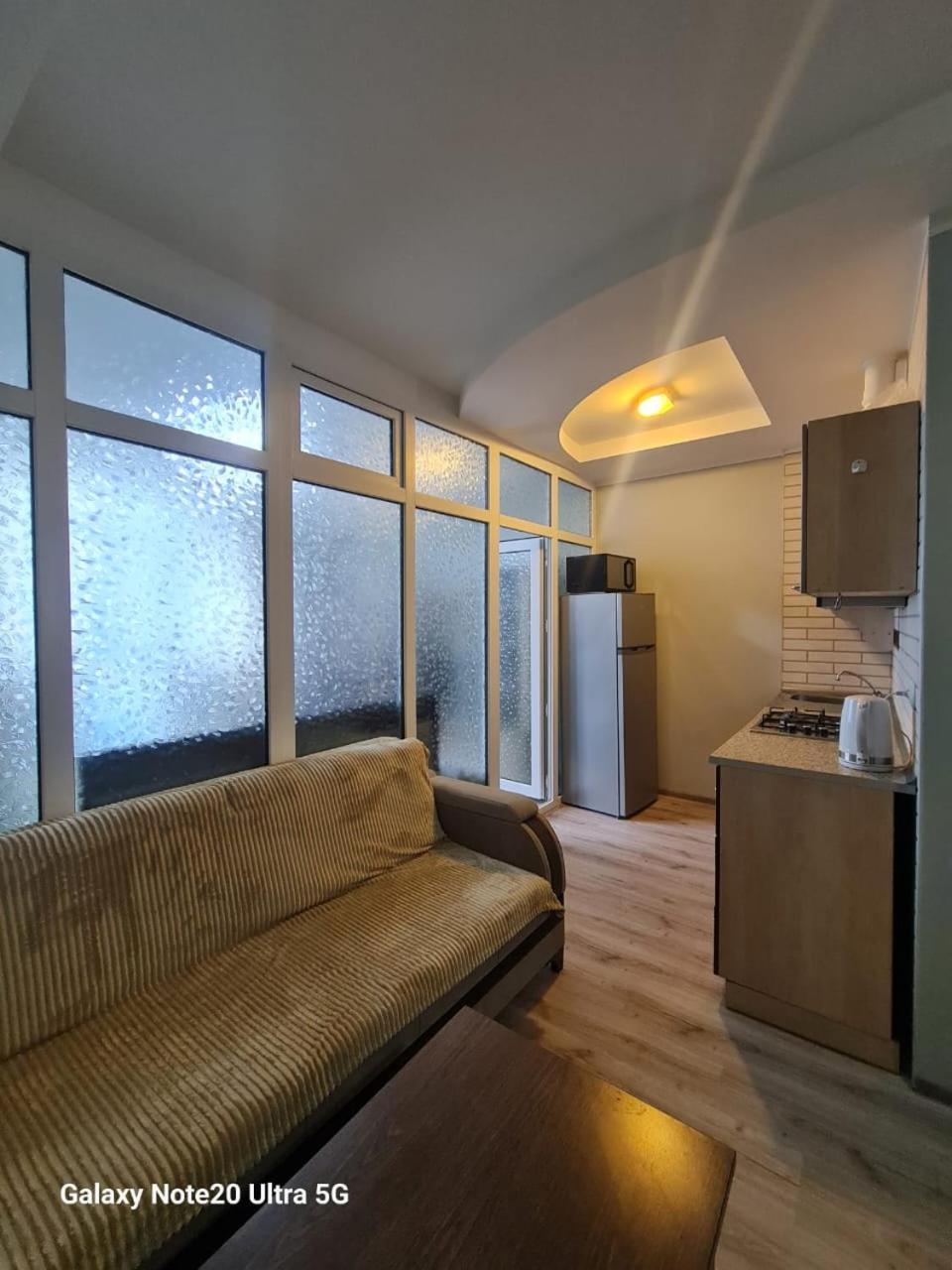 Yalcin Star Residence Apartment 300 Batumi Exterior photo